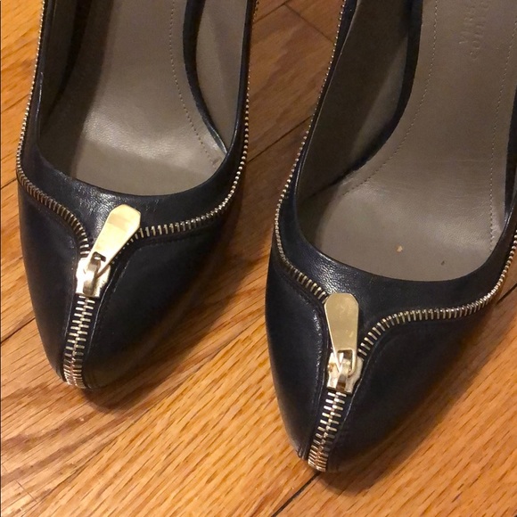 Black Versace heels - Picture 2 of 8